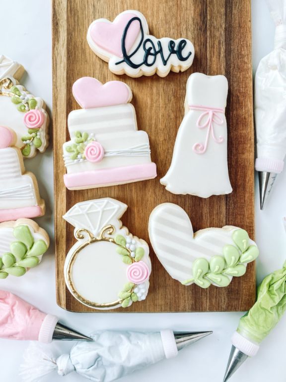 HOW TO DECORATE WEDDING COOKIES - Summer